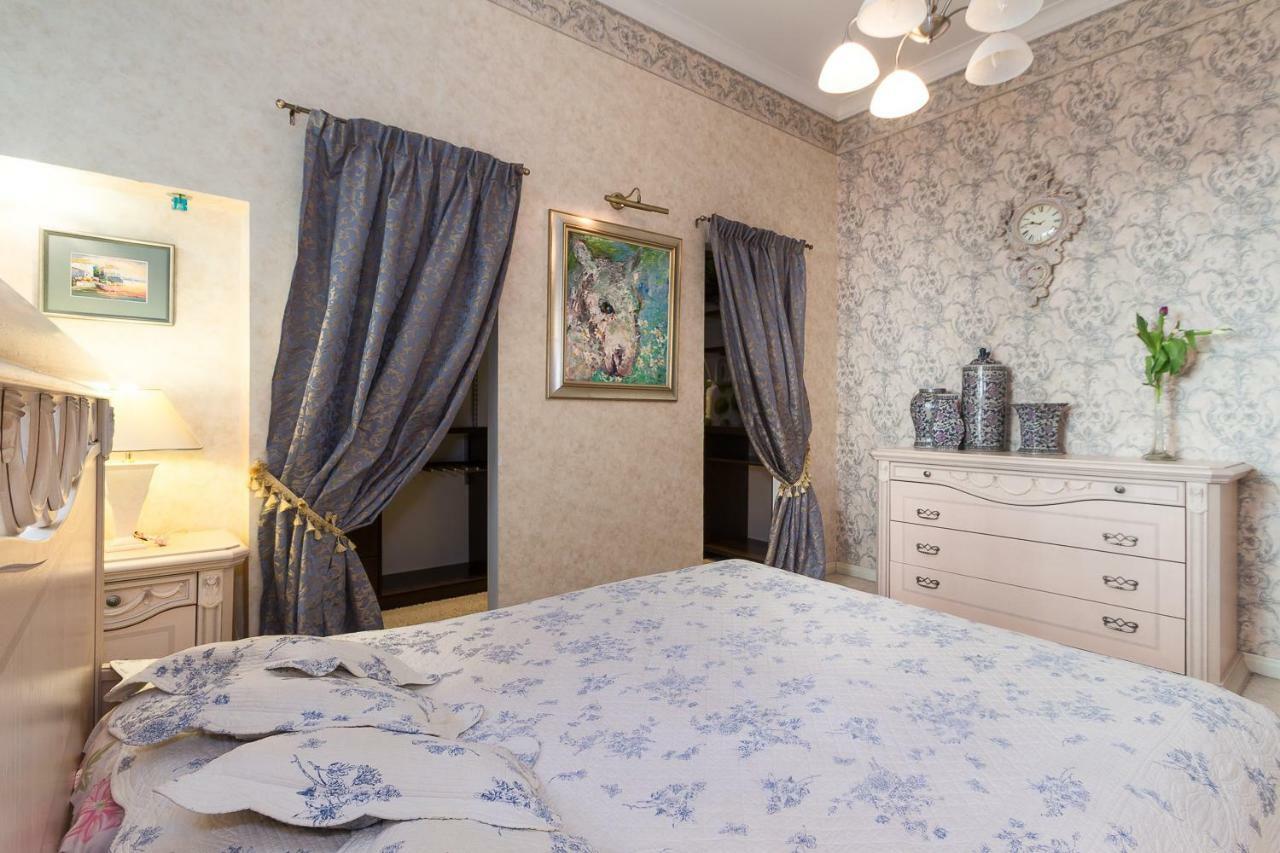 Royal Apartment Riga Luaran gambar