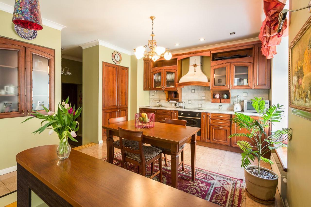 Royal Apartment Riga Luaran gambar