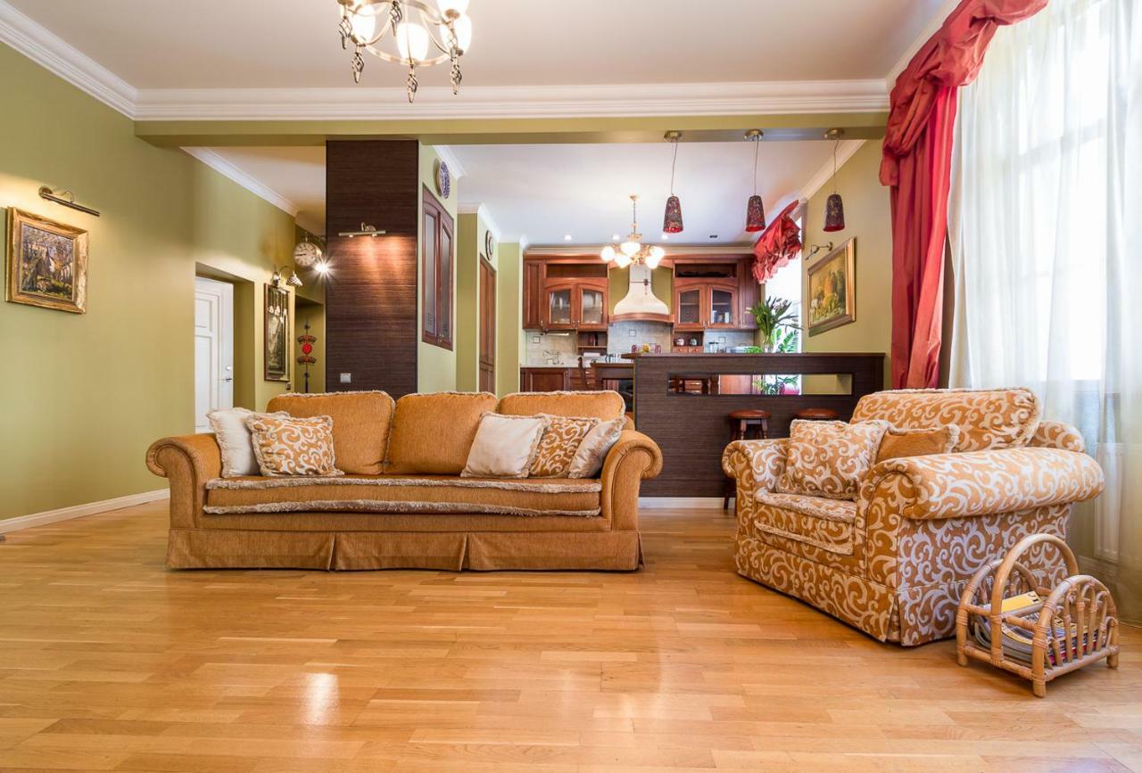Royal Apartment Riga Luaran gambar